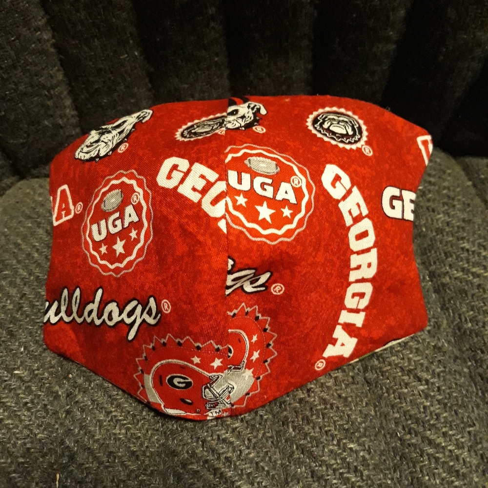 Reversible face mask (R)Georgia Bulldogs design